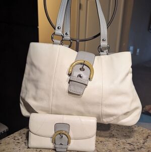 Coach East West Soho Satchel With Wallet Gray White